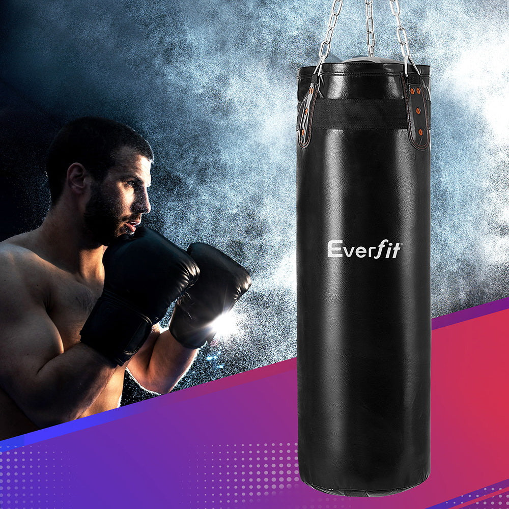 BOXING-A-BAG-BK-172462-04.jpg
