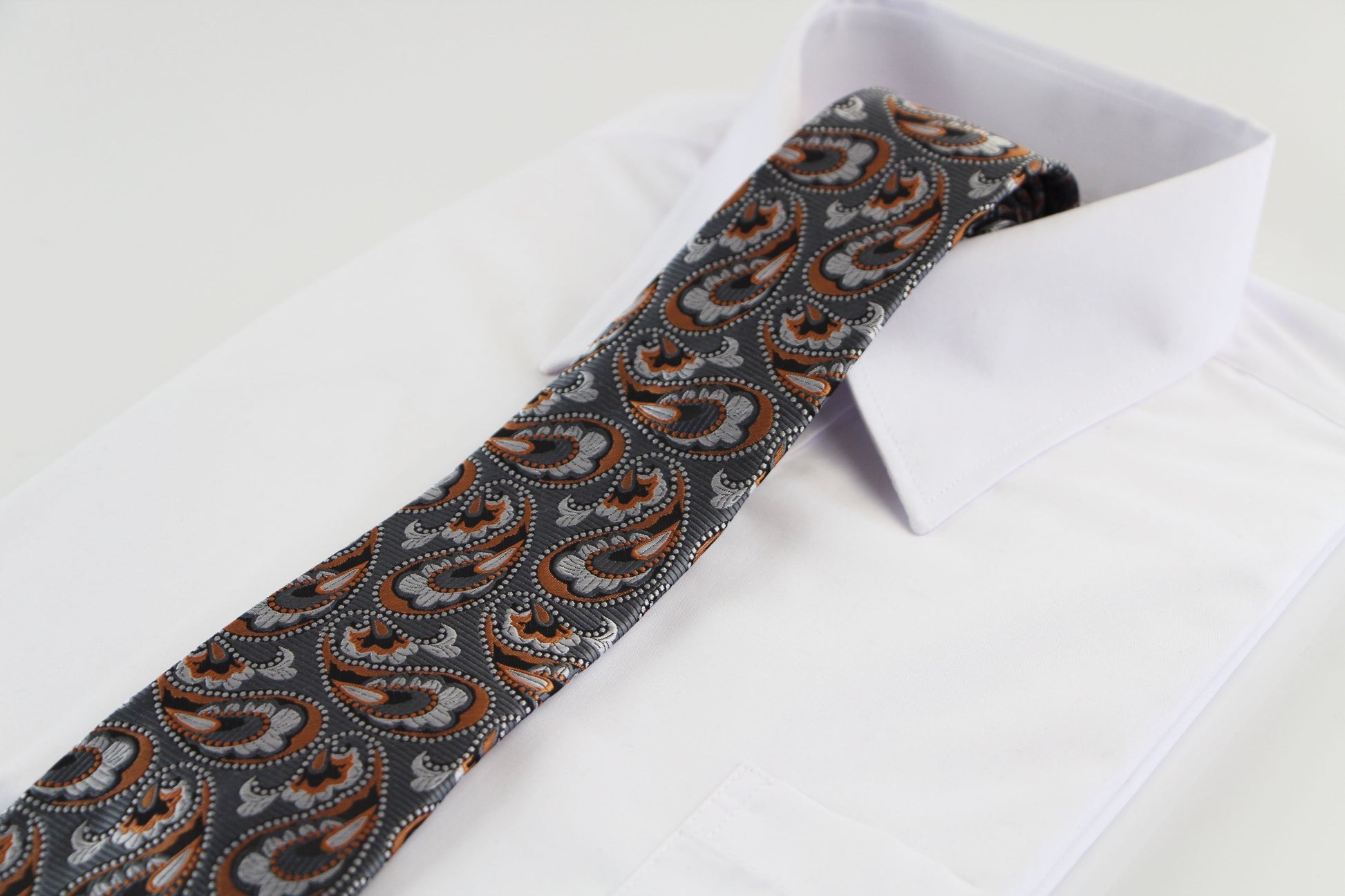Mens Grey & Burnt Orange Boho Paisley Patterned 8cm Neck Tie