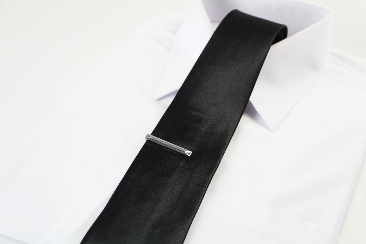 Mens Silver Two Dent Pattern Tie Clip Clasp