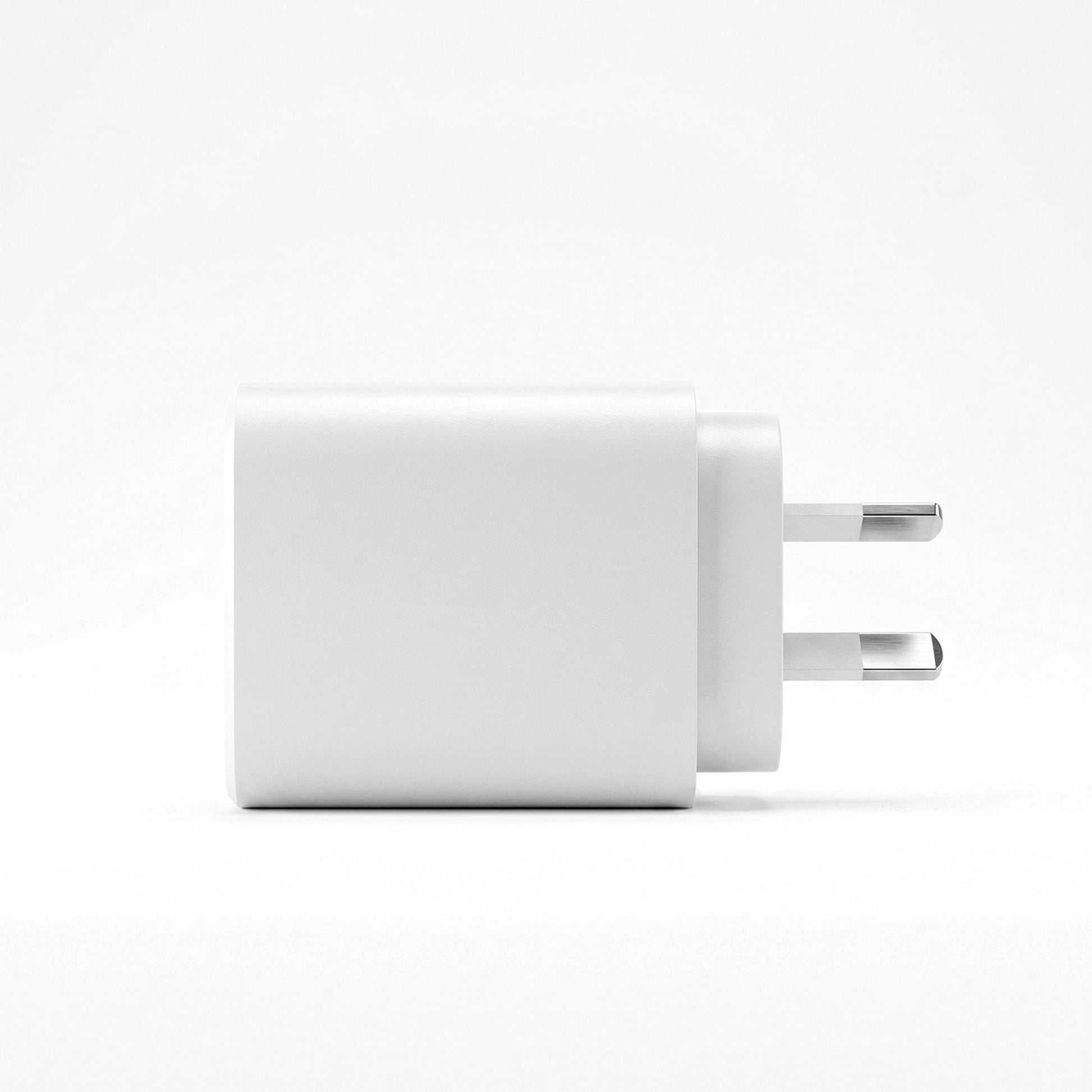 UCC-30W-WH-02.jpg