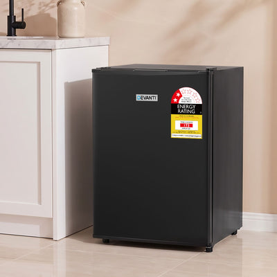 UPF-60L-BK-00.jpg
