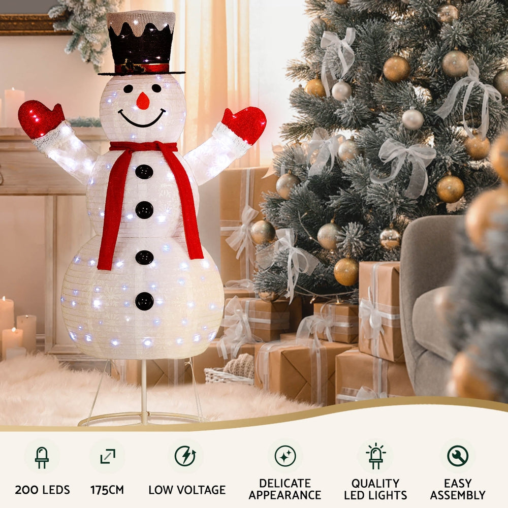 XMAS-MOT-C-SNOW-WH-189927-03.jpg